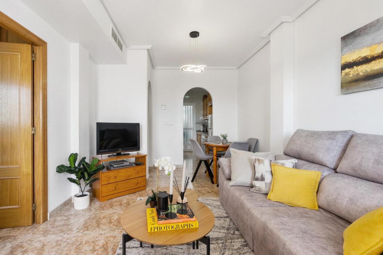 Cb Living - Homely Apartment Cinuelica, Punta Prima Dehesa de Campoamor  Eksteriør billede