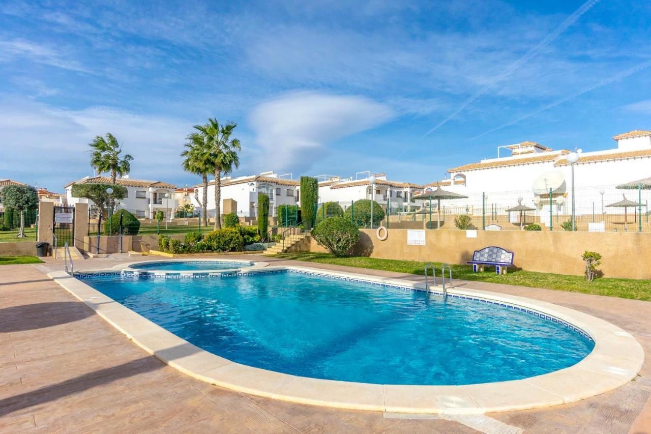 Cb Living - Homely Apartment Cinuelica, Punta Prima Dehesa de Campoamor  Eksteriør billede